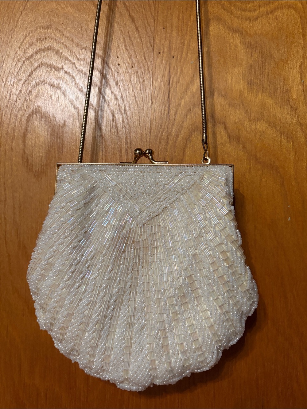 Elegant Ivory Beaded Evening Bag with Gold Chain